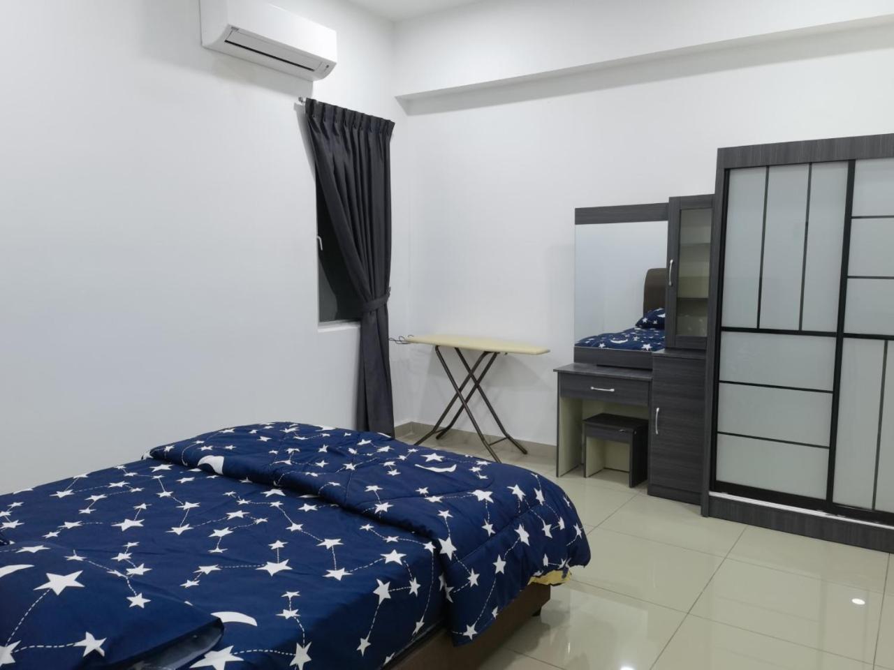 Traveler'S Homestay 旅人窝@ The Venus Sitiawan Kampong Lumut Kiri Kültér fotó