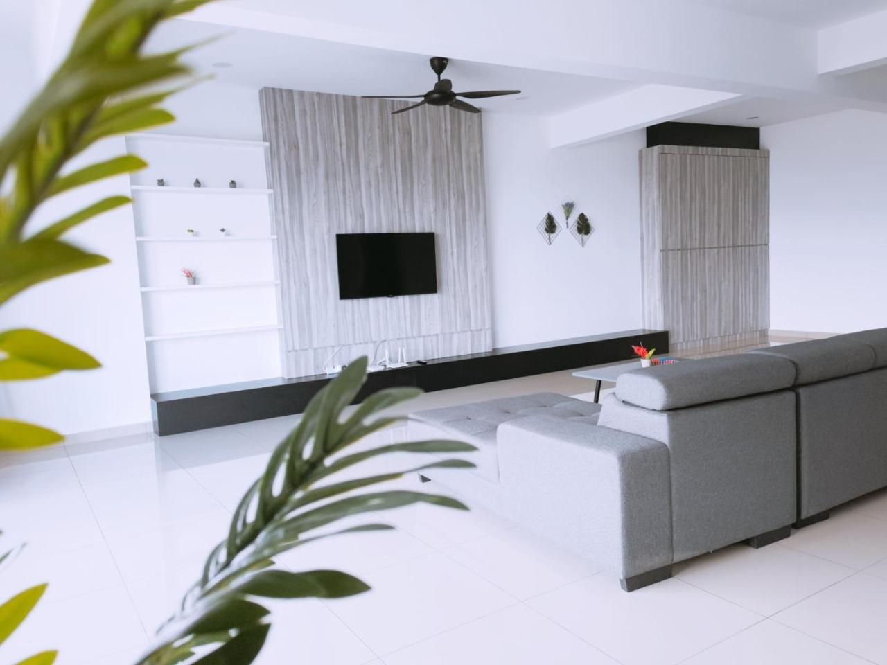 Traveler'S Homestay 旅人窝@ The Venus Sitiawan Kampong Lumut Kiri Kültér fotó