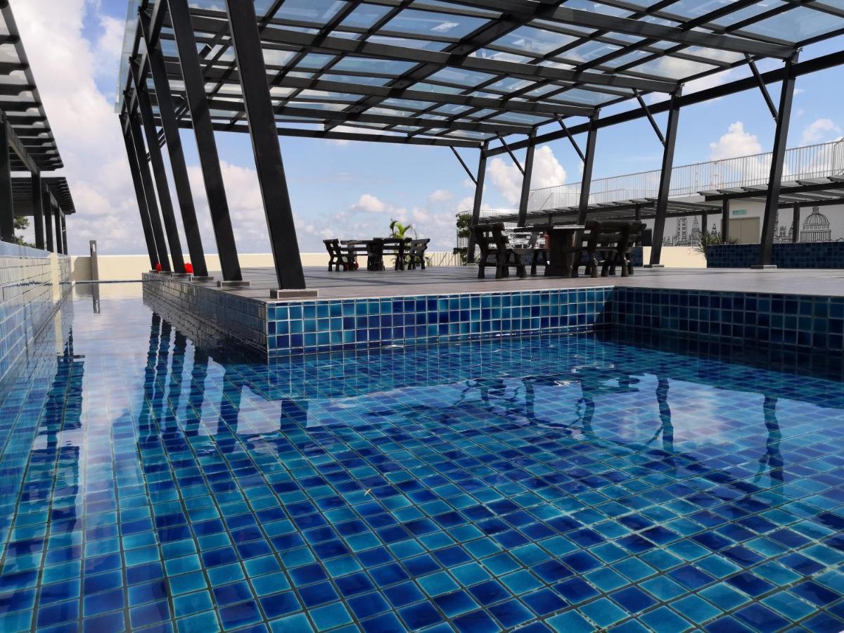 Traveler'S Homestay 旅人窝@ The Venus Sitiawan Kampong Lumut Kiri Kültér fotó